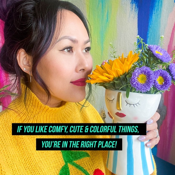 LITTLEABOUTALOT🩷 I’m Live 🔥 $3 CLEARANCE Jewelry & Accessories 🤩 - Picture 8 of 12